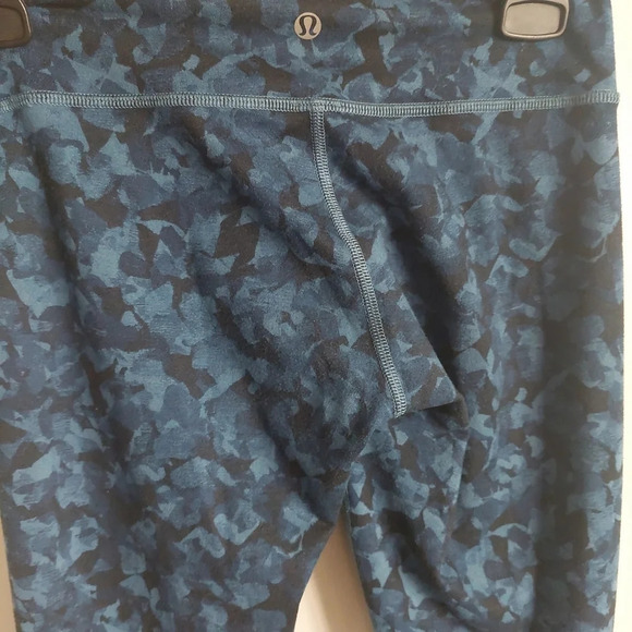 Lululemon "Wunder Under" Full length printed leggings blue sz 4 Yoga Athleisure - Picture 7 of 9